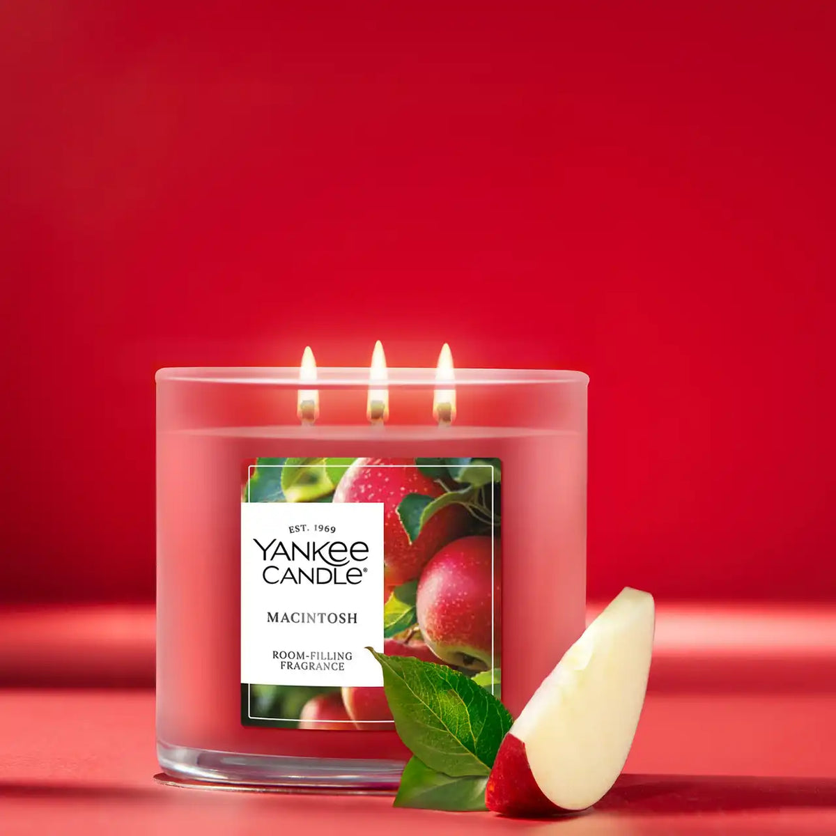 Macintosh 3-Wick Candles