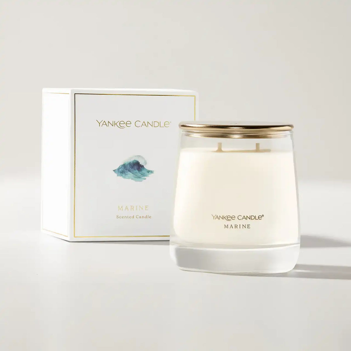 Marine Premium Medium Candle